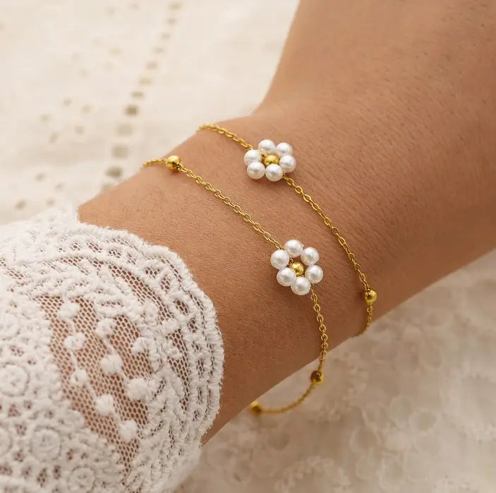 Floral Pearl Bracelet